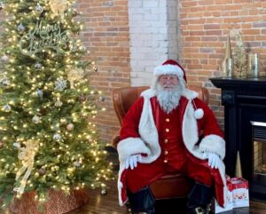 Santa to return for Dowagiac’s Candlelight Christmas Parade